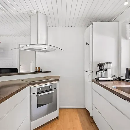 Feriehus Gyrth - 2-8km From The Sea By Interhome Blåvand