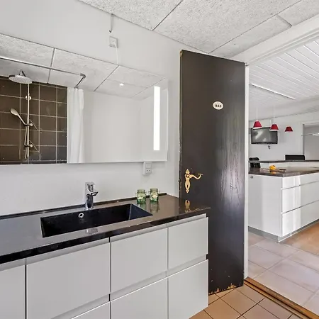 Feriehus Gyrth - 2-8km From The Sea By Interhome Blåvand